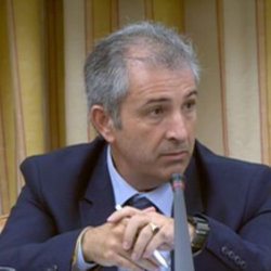 Enrique &Aacute;vila