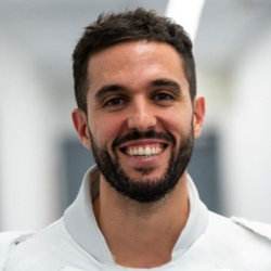 H&eacute;ctor Paz