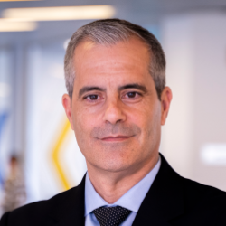 Javier Mart&iacute;nez