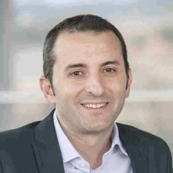 V&iacute;ctor Garc&iacute;a