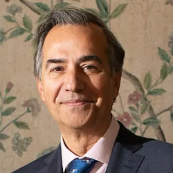 Juan Antonio L&oacute;pez-Pital&uacute;a