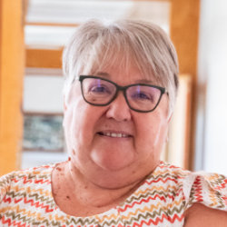 M&ordf; Yolanda Vall&eacute;s
